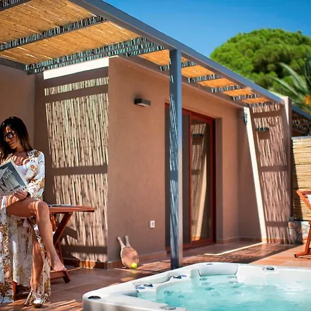 Διαμέρισμα Klaritz Luxury Suites Λάσση